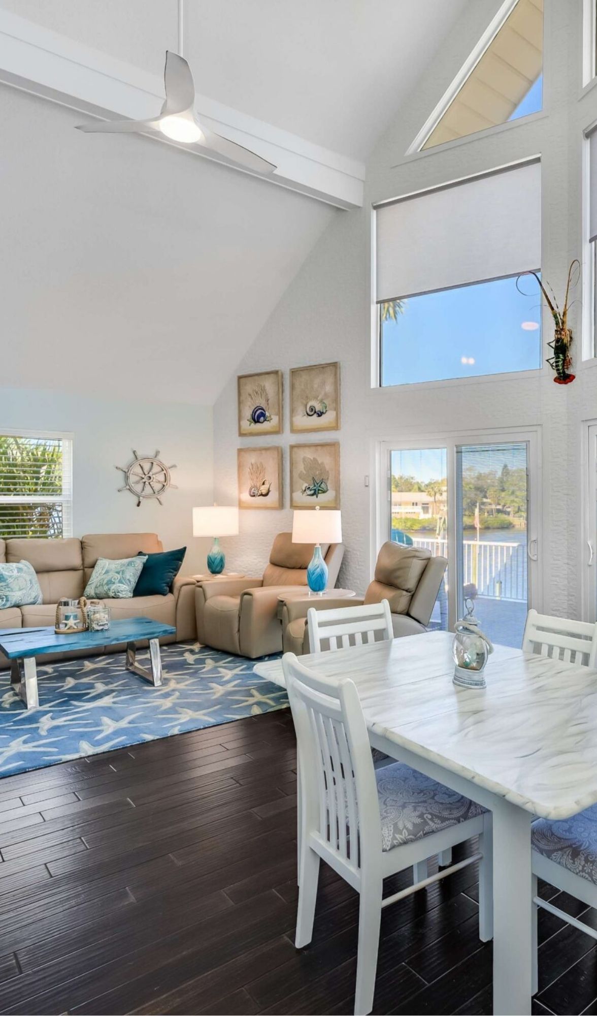 Home Decorator in Pinellas Park, FL.